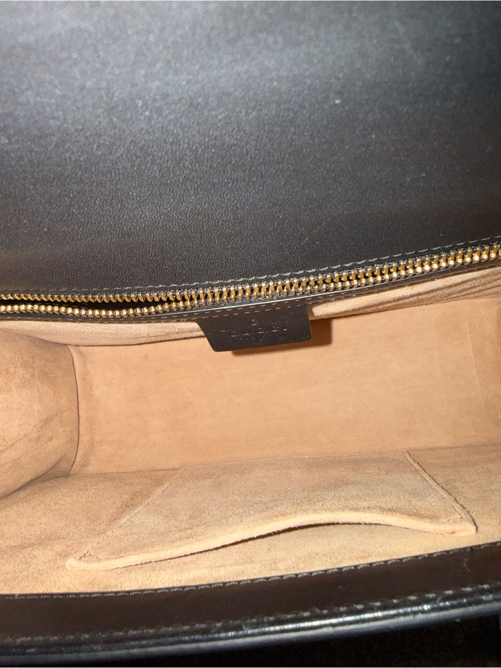 Gucci Navy Sylvie EUC - Picture 6 of 11